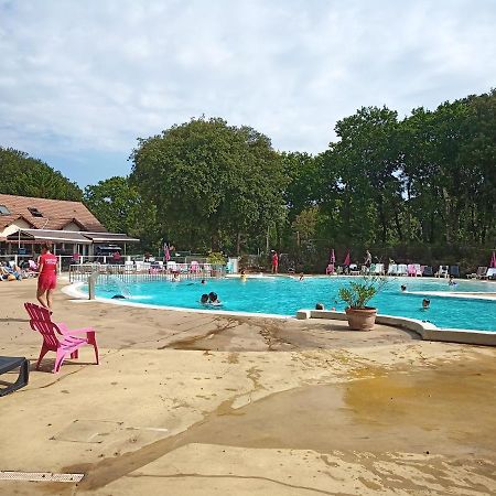Mobil-Home Tout Confort A 300M De L'Ocean Saint-Brevin-les-Pins Bagian luar foto