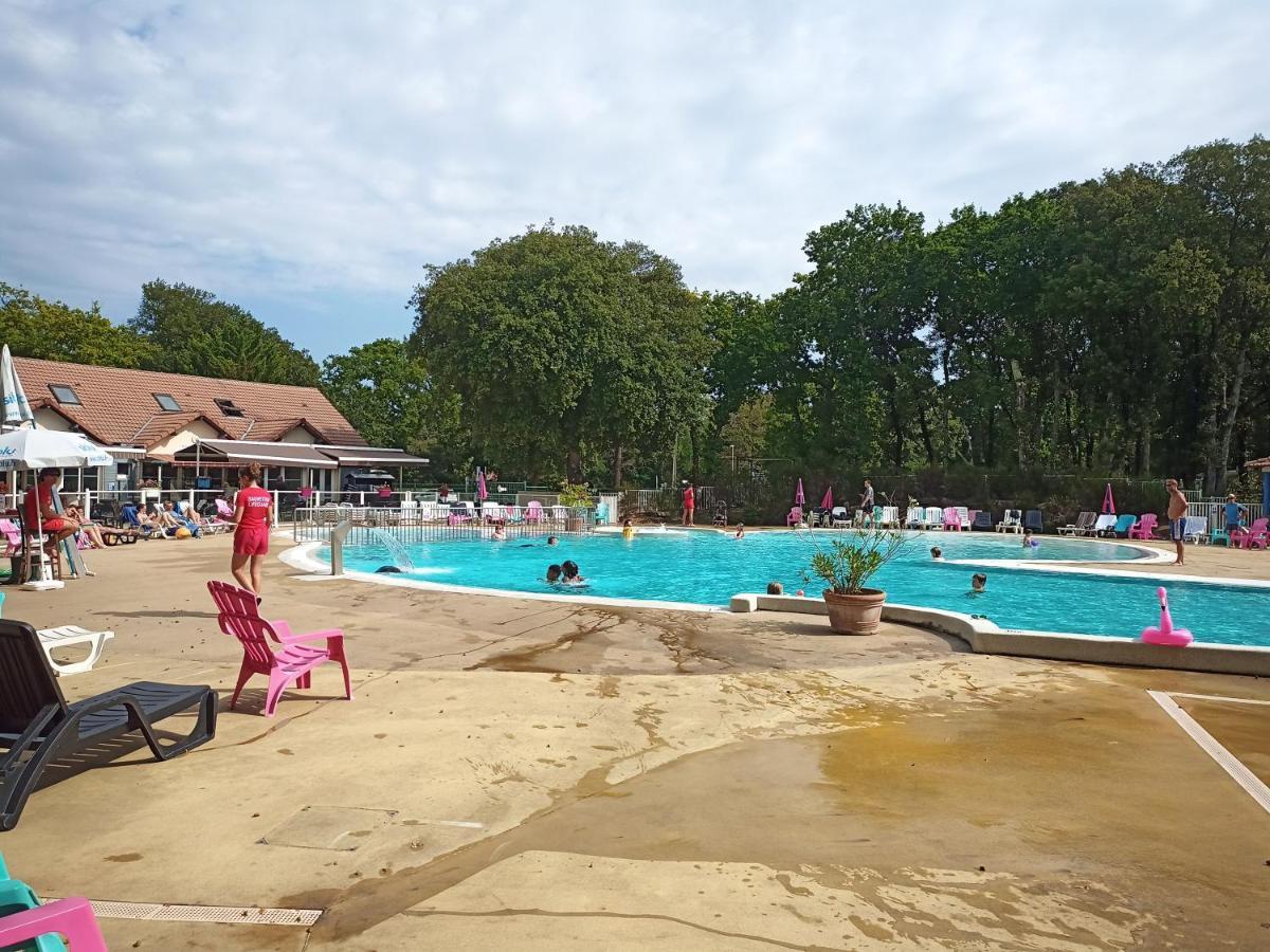 Mobil-Home Tout Confort A 300M De L'Ocean Saint-Brevin-les-Pins Bagian luar foto